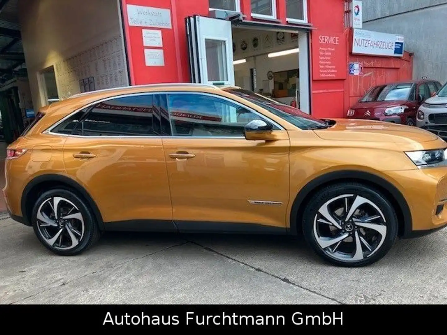 DS Automobiles DS 7 Crossback 2.0 BlueHDi 180 FAP  Be Chic Gold - 1