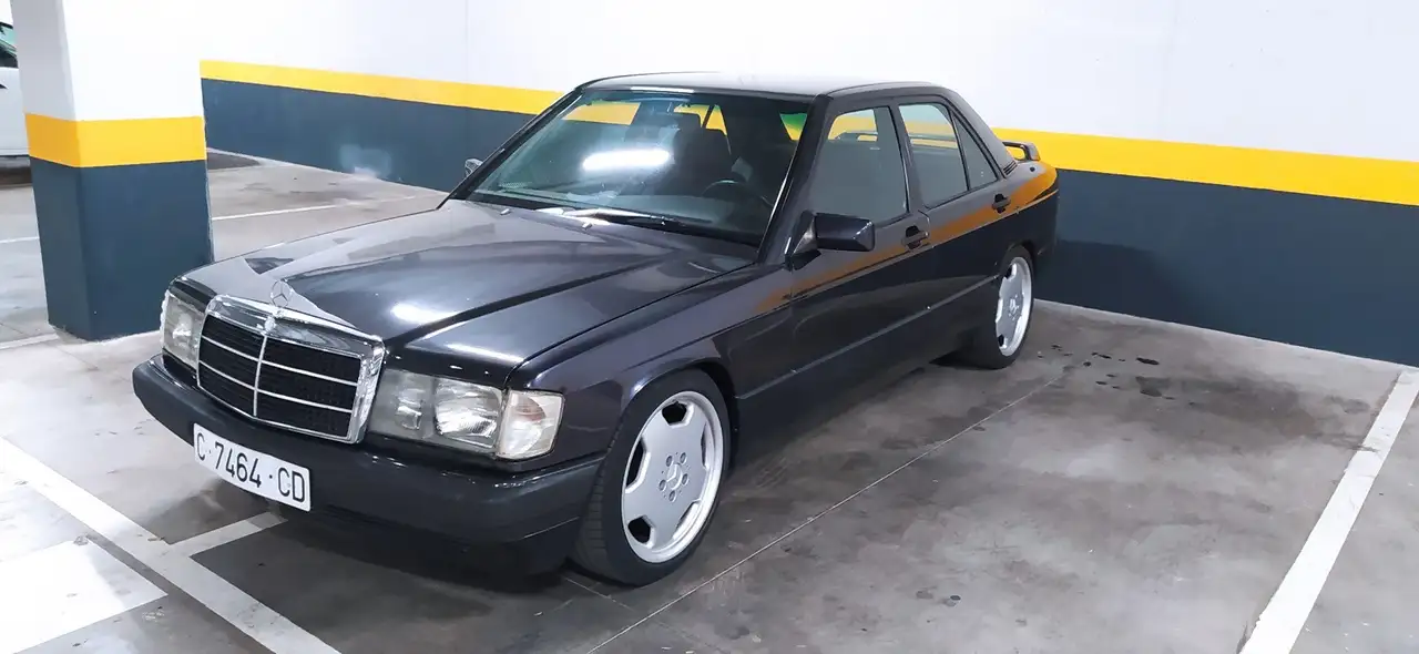 Mercedes-Benz 190E 2.0i, foto 3