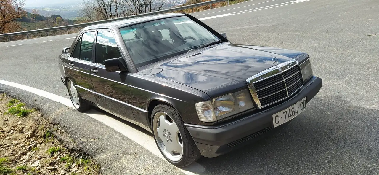 Mercedes-Benz 190E 2.0i, foto 10