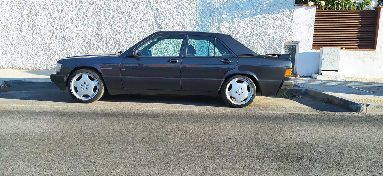 Mercedes-Benz 190E 2.0i, foto 8