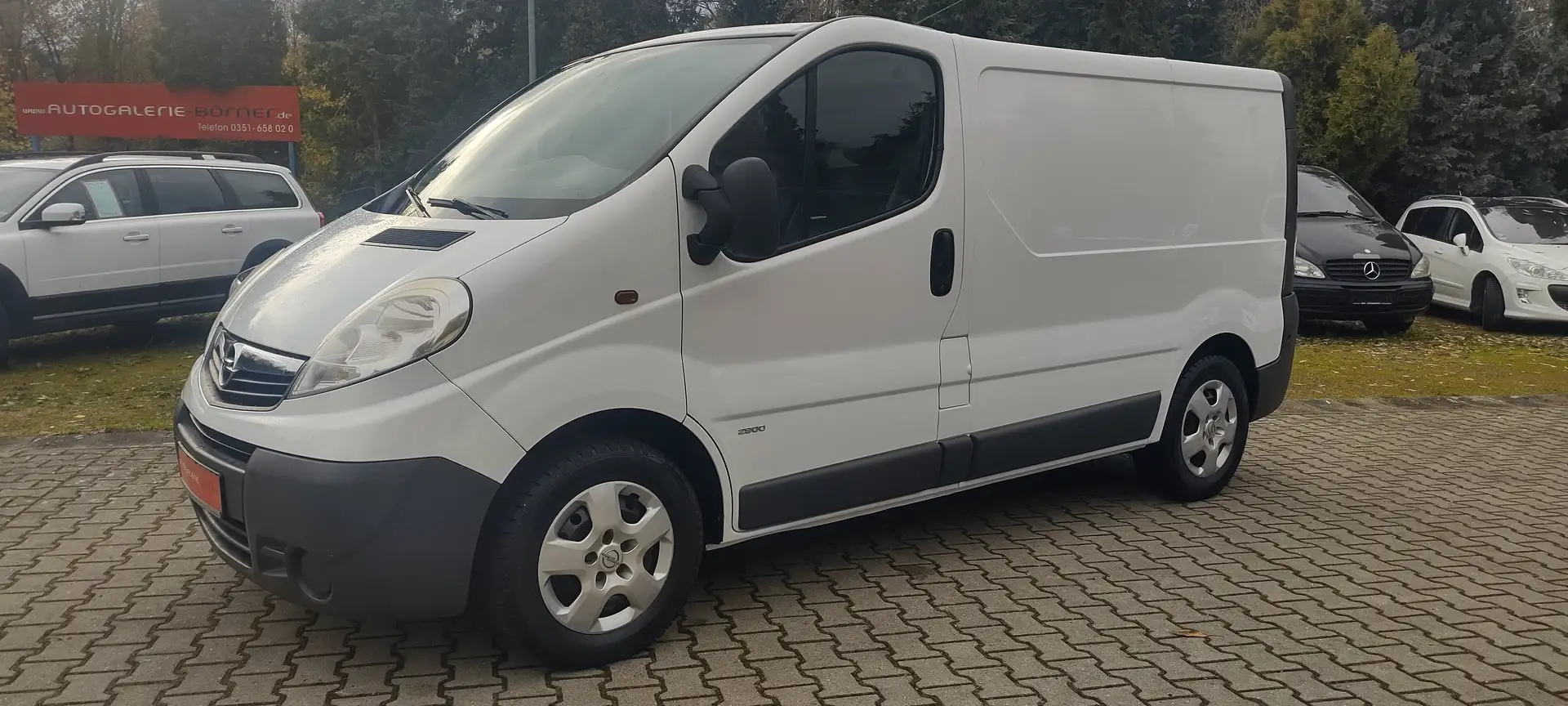 Opel Vivaro 2.0 CDTI  AHK  Mwst.ausweisbar  TÜV Weiß - 1