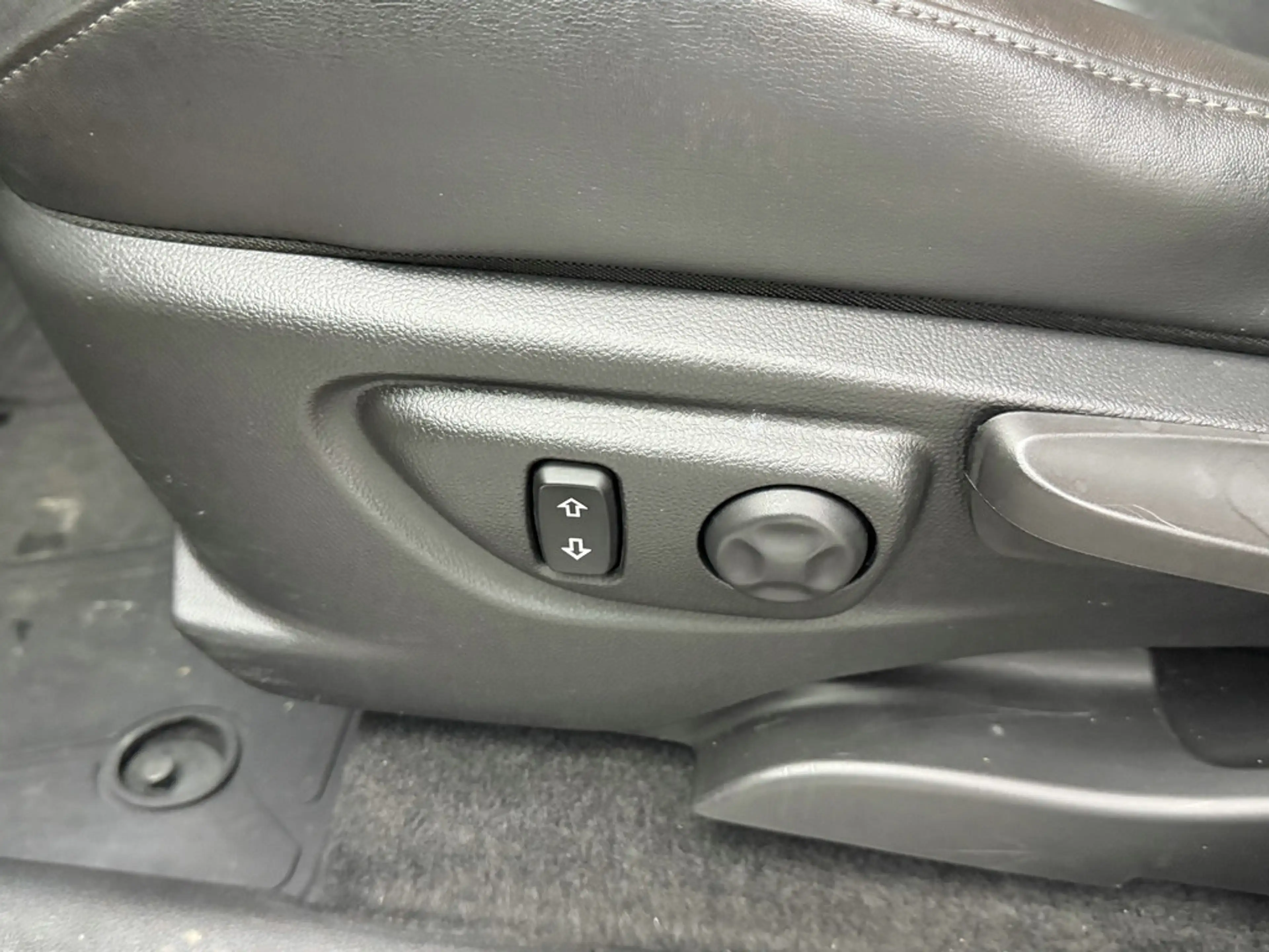 Opel Mokka X 1.6 CDTI 4x4 Ultimate Standheiz., Leder — photo 13