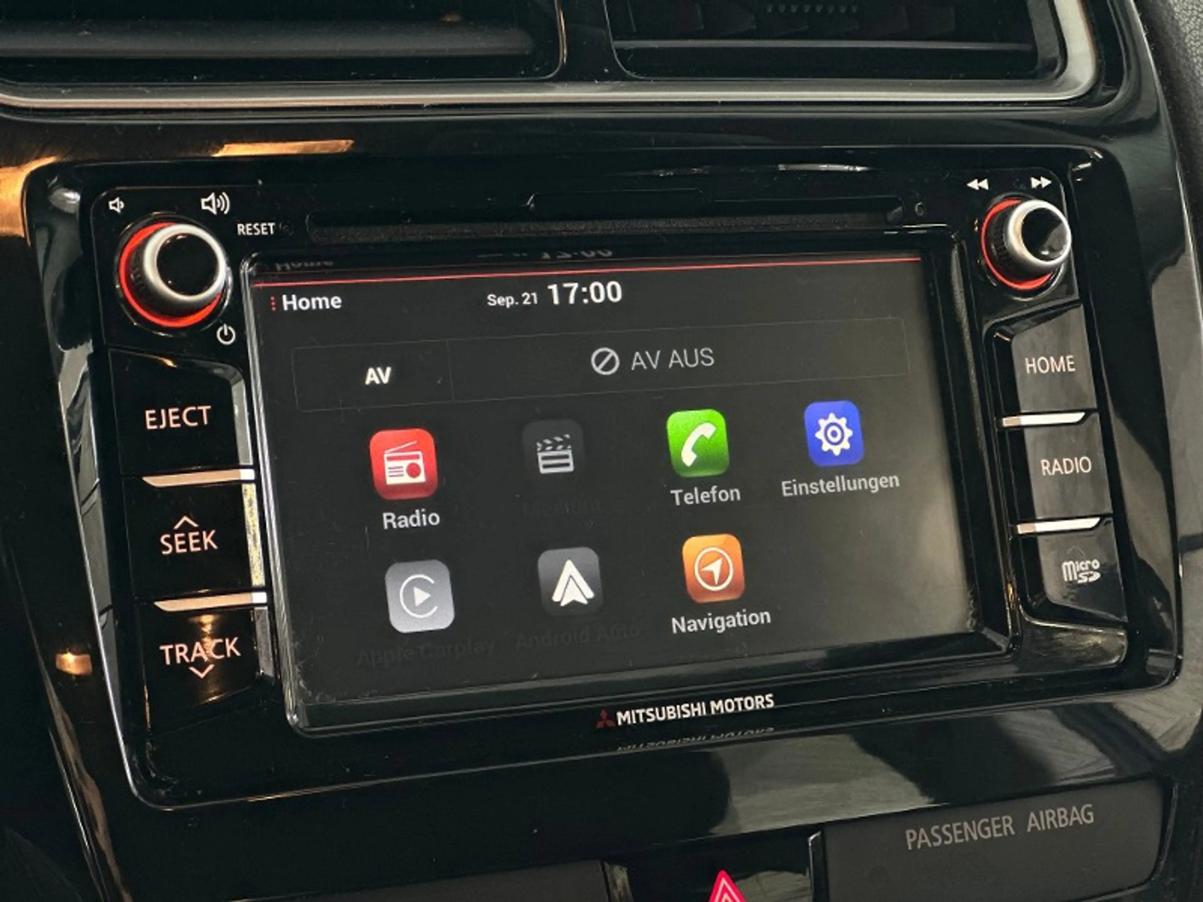 Mitsubishi ASX Intro Edition 2.0 MIVEC ClearTec 2WD 5-Gang — photo 8
