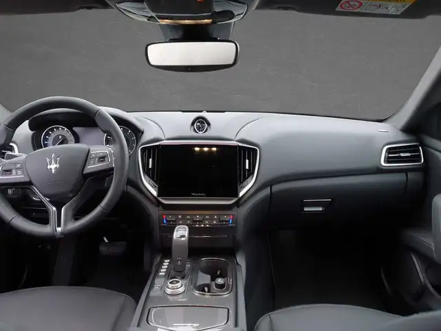 Maserati Ghibli view 7