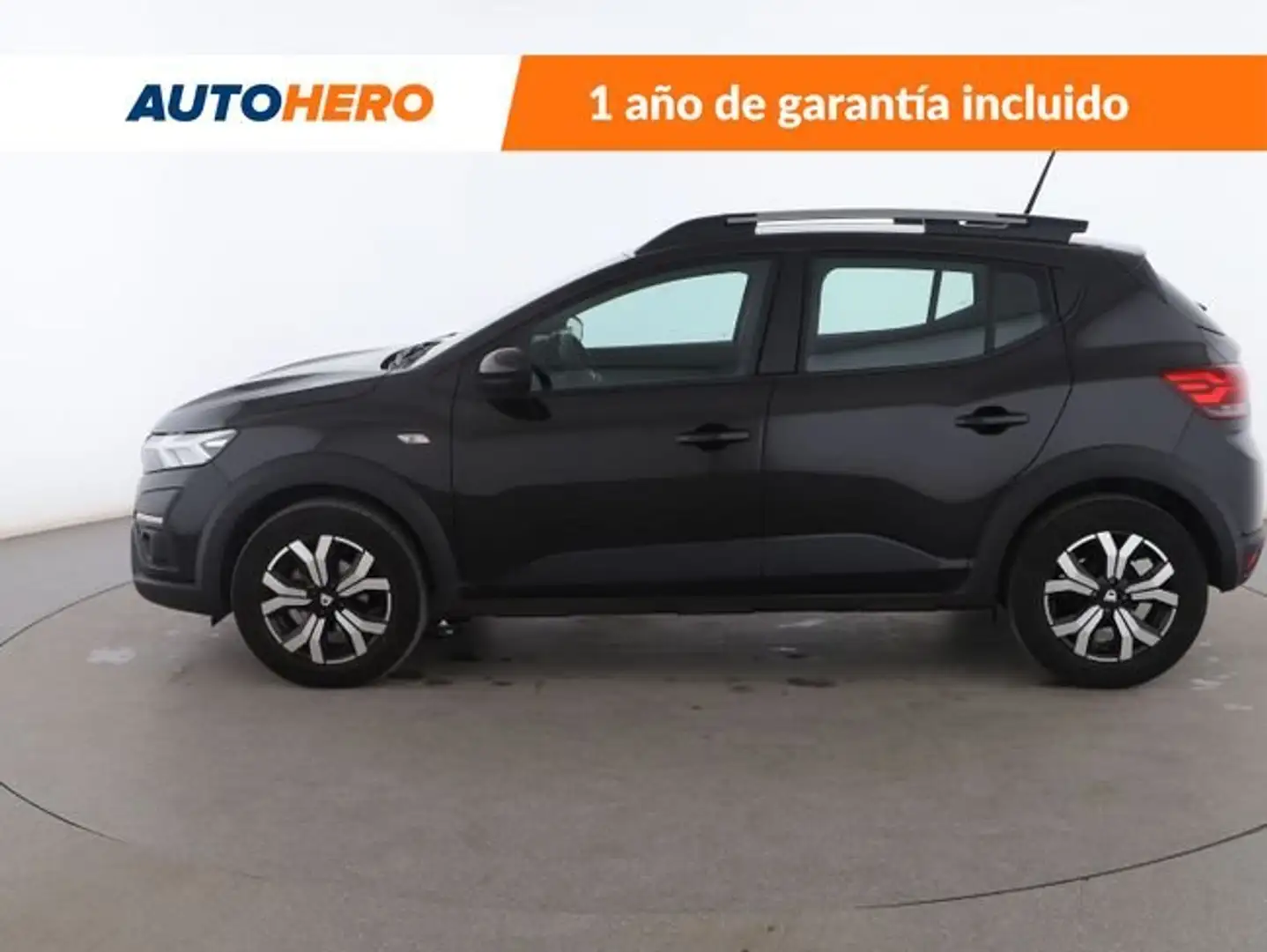 Dacia Sandero 0.9 TCE Stepway Comfort 66kW Zwart - 2