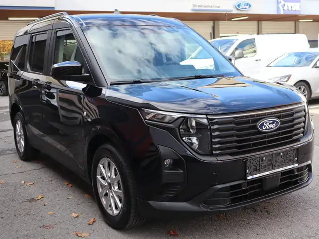 Ford Tourneo Courier Titanium