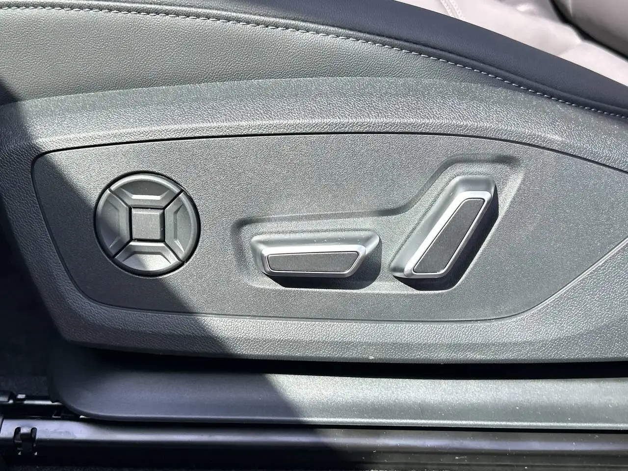 Audi Q3 снимка Audi Q3