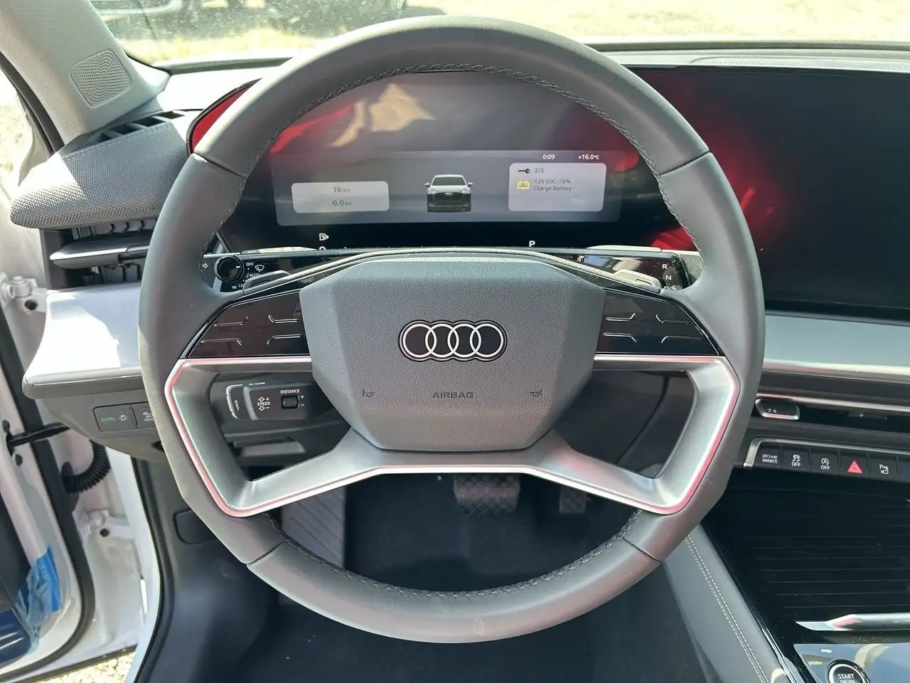 Audi Q3 снимка Audi Q3