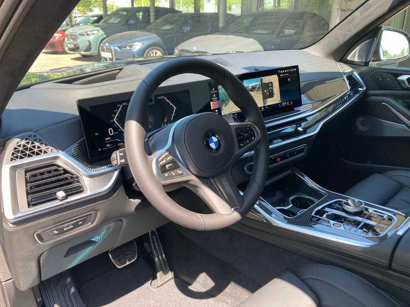 BMW X7 xDrive40d M Sportpaket B&W Surround DAB RFK — photo 8