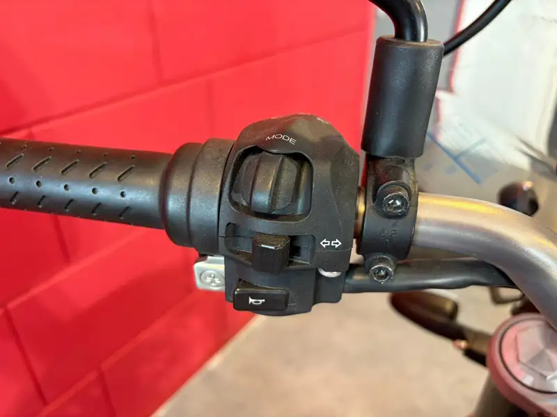 Aprilia Mana 850 - foto 8