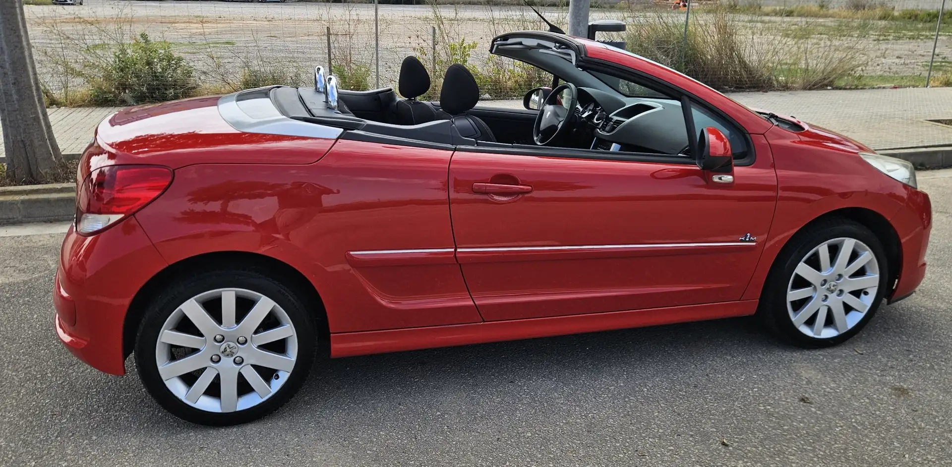 Peugeot 207 CC 1.6 VTi - 1