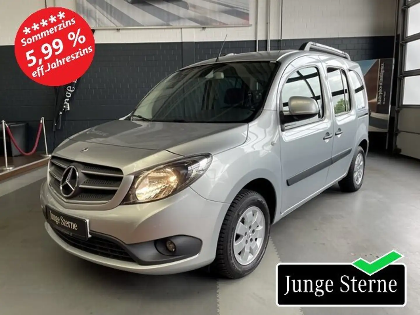 Mercedes-Benz Citan Citan 111 CDI Tourer EDITION L Kamera Sitzhzg. Plateado - 1