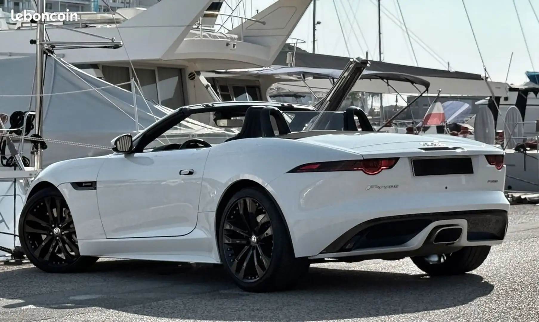 Jaguar F-Type 2.0 p300 300ch r-dynamic 1ere main etat concours suivi full options+++ config top Blanc - 2