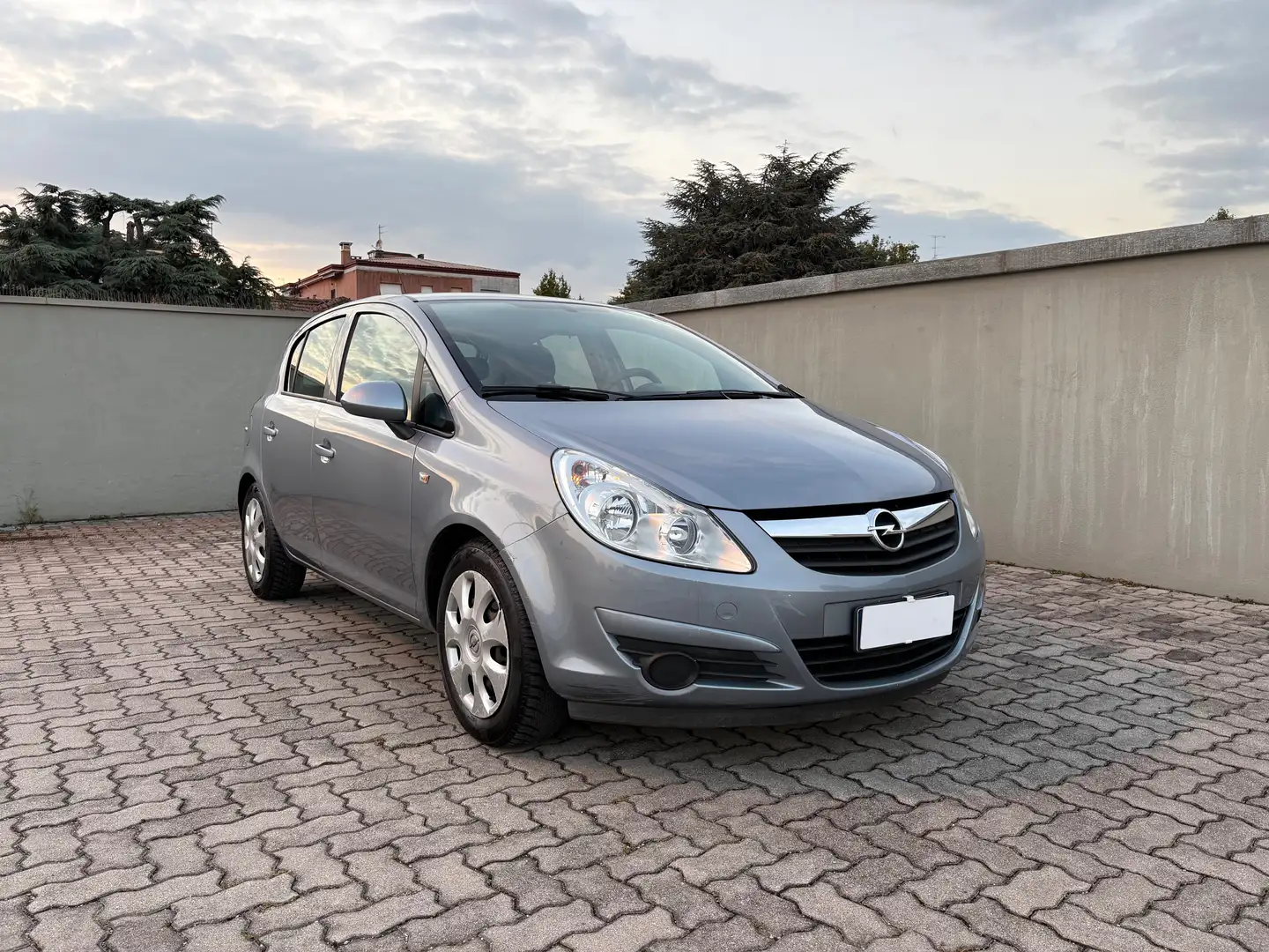 Opel Corsa Corsa IV 2006 5p 1.2 Enjoy Gpl-tech Grau - 1
