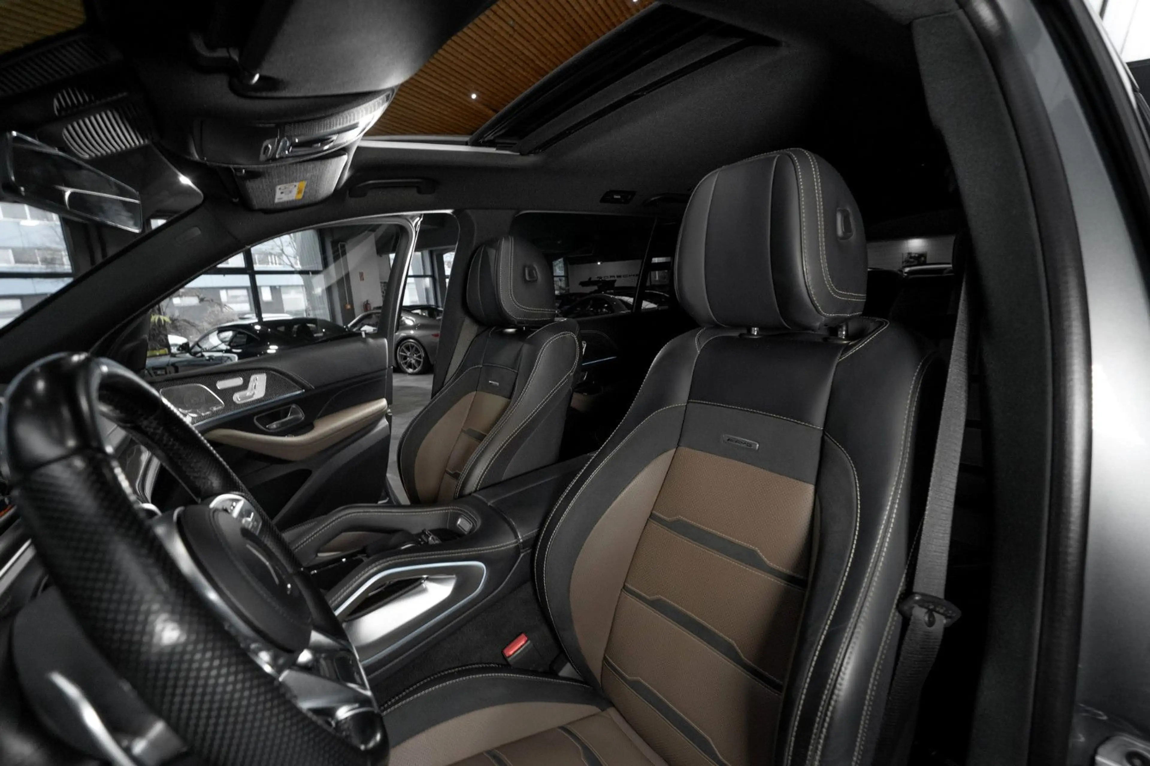 Mercedes-Benz GLS 63 AMG AMG 4M+ #6-SITZE #23ALU #NIGHT-PAKET #1HD — photo 9