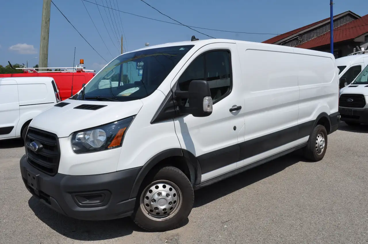 Ford Transit Cargo Van снимка Ford Transit Cargo Van