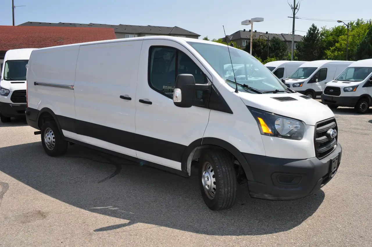 Ford Transit Cargo Van снимка Ford Transit Cargo Van