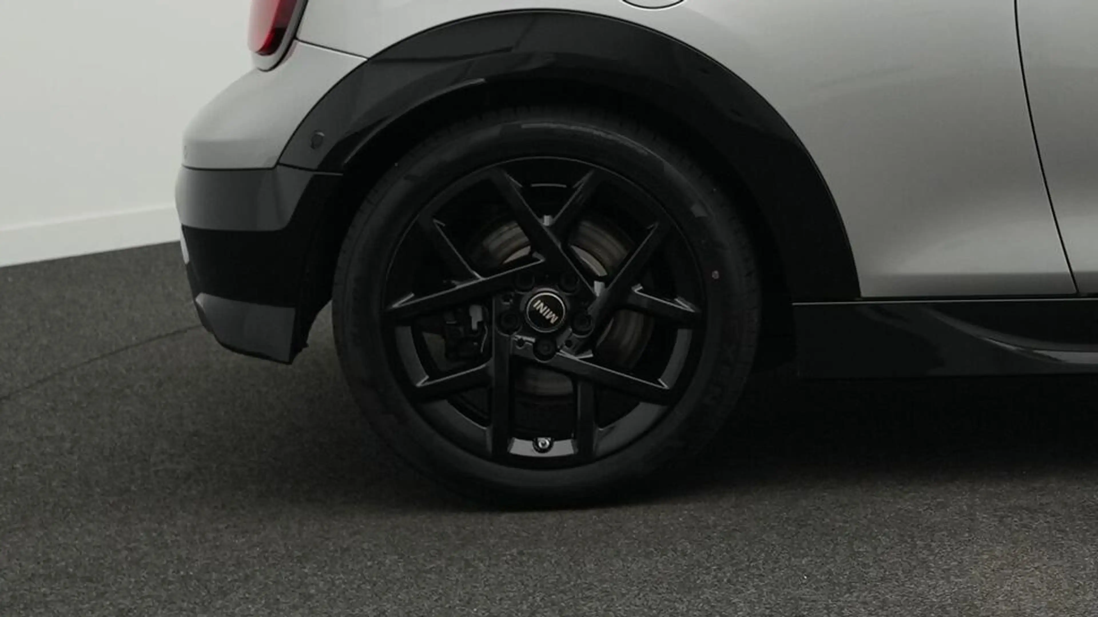 MINI Cooper C Cabrio John Cooper Works Trim — photo 10