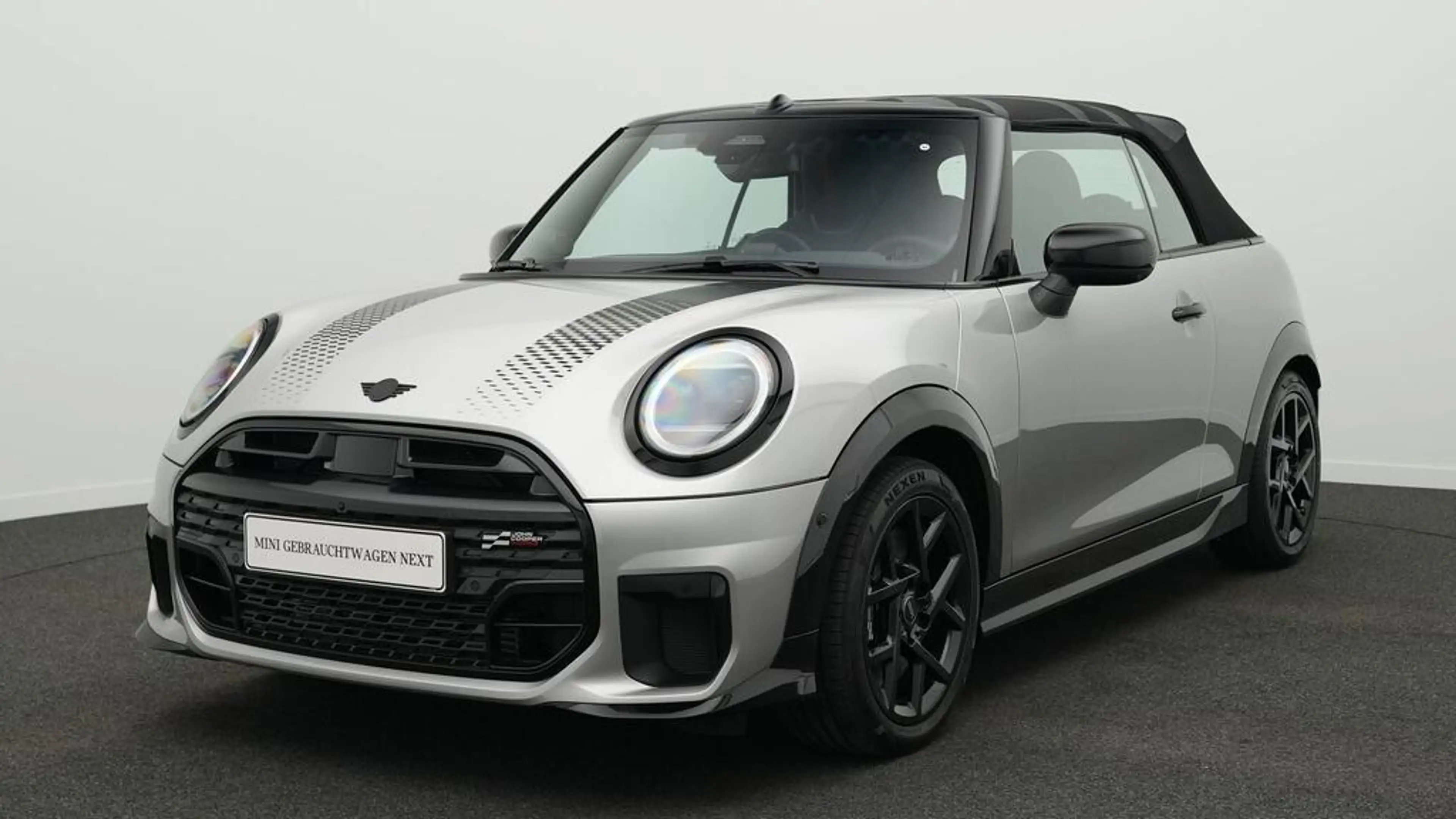 MINI Cooper C Cabrio John Cooper Works Trim