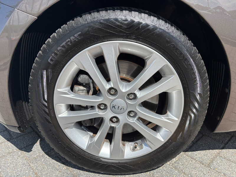 Kia Ceed / cee'd 1.4 CVVT AIRCO/4 SEIZOENEN BAND/PARROT. — photo 15
