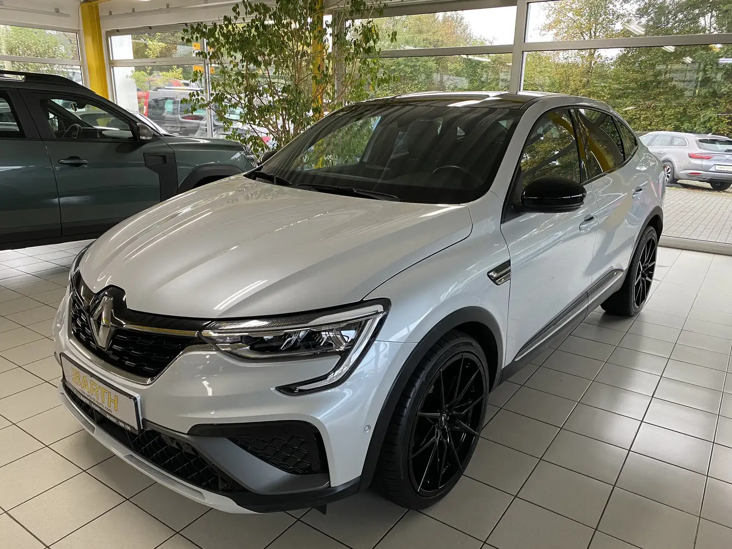 Renault Arkana R.S. Line Wit - 2