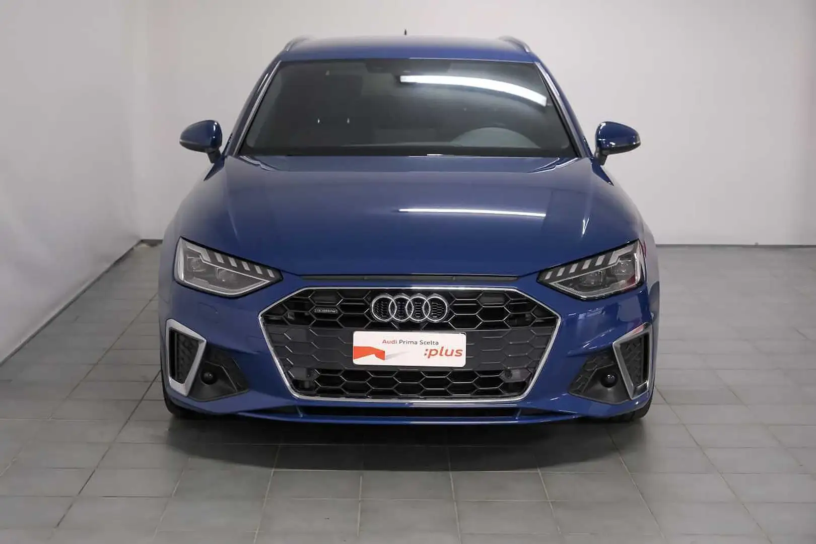 Audi A4 5ª serie Avant 40 TDI quattro S tronic S line edit Blauw - 2