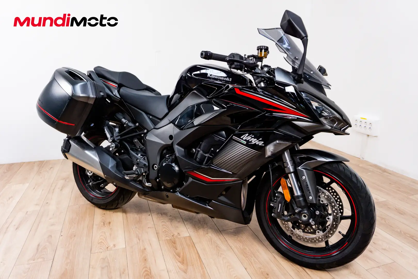 Kawasaki Ninja 1000SX - 2