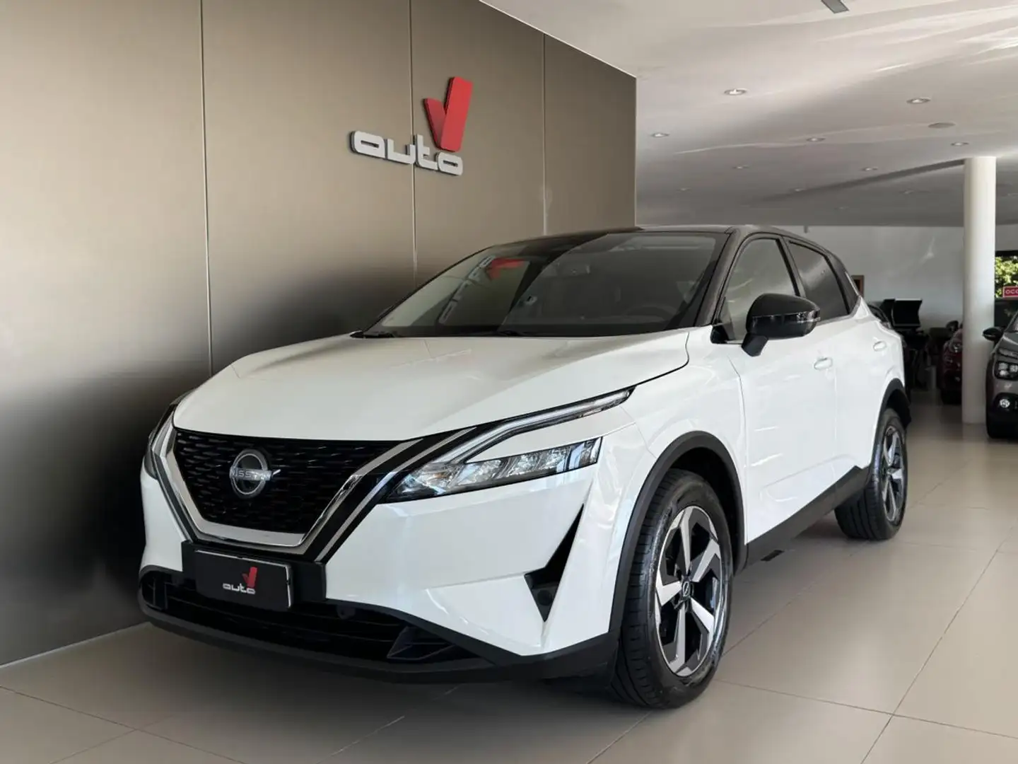 Nissan Qashqai MHEV 158 CV Xtronic N-Connecta +CARPLAY WIRELESS Blanc - 2