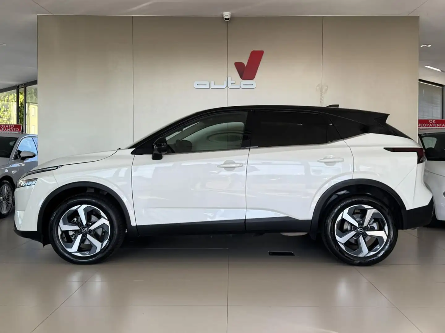 Nissan Qashqai MHEV 158 CV Xtronic N-Connecta +CARPLAY WIRELESS Blanc - 1