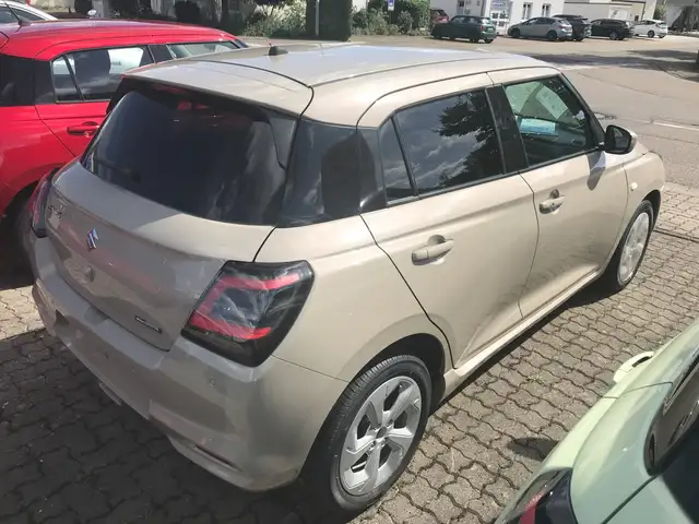 Suzuki Swift COMFORT CVT 1.2 Hybrid, 3+2Jahre Garantie