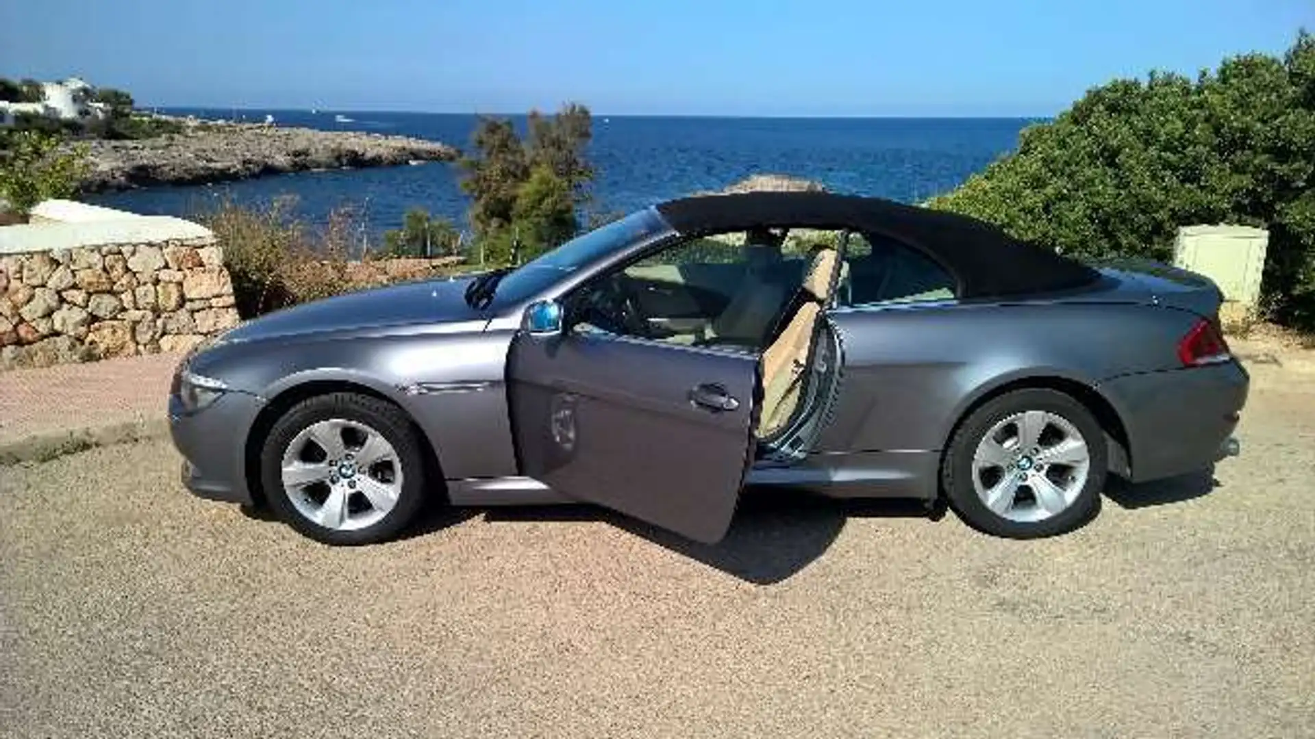 BMW 630 630iA Cabrio Gris - 2