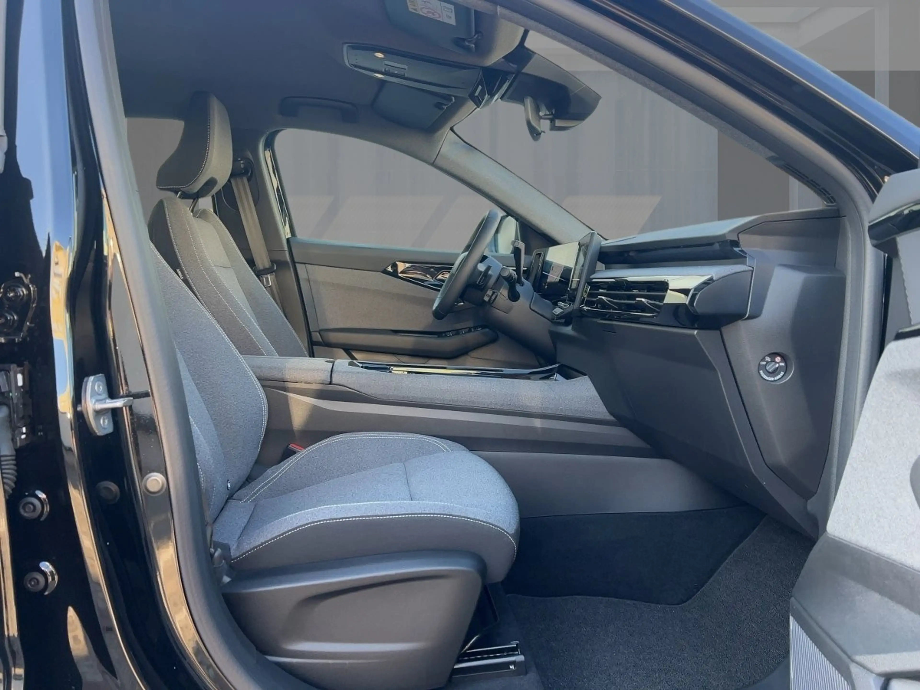 Renault Austral 1.3 TCE 160 Evolution — photo 8