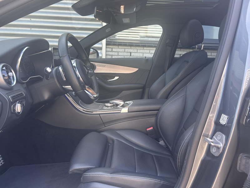 Mercedes-Benz C 200 Business Solution AMG — photo 7