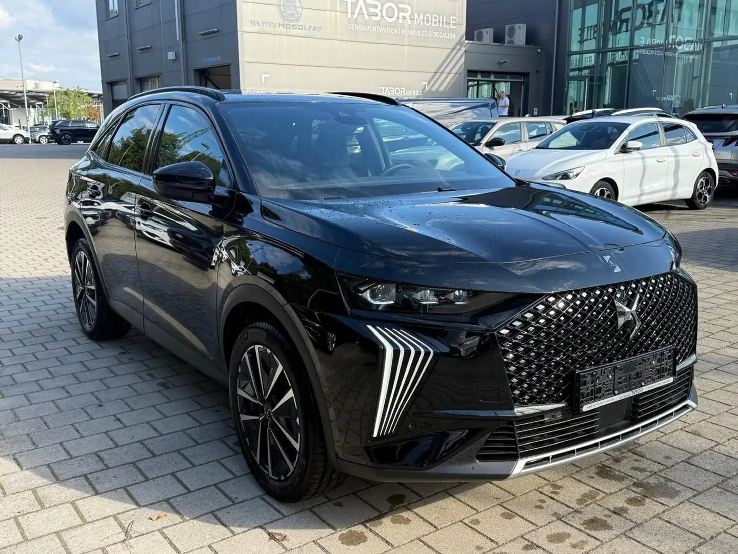 DS Automobiles DS 7 Pallas 130 EAT8 LED Nav Keyl Kam SHZ Memory 96 ... Schwarz - 2