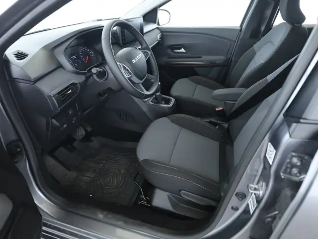 Dacia Sandero Stepway view 11