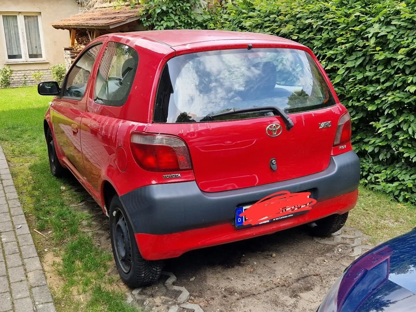 Toyota Yaris Rojo - 2