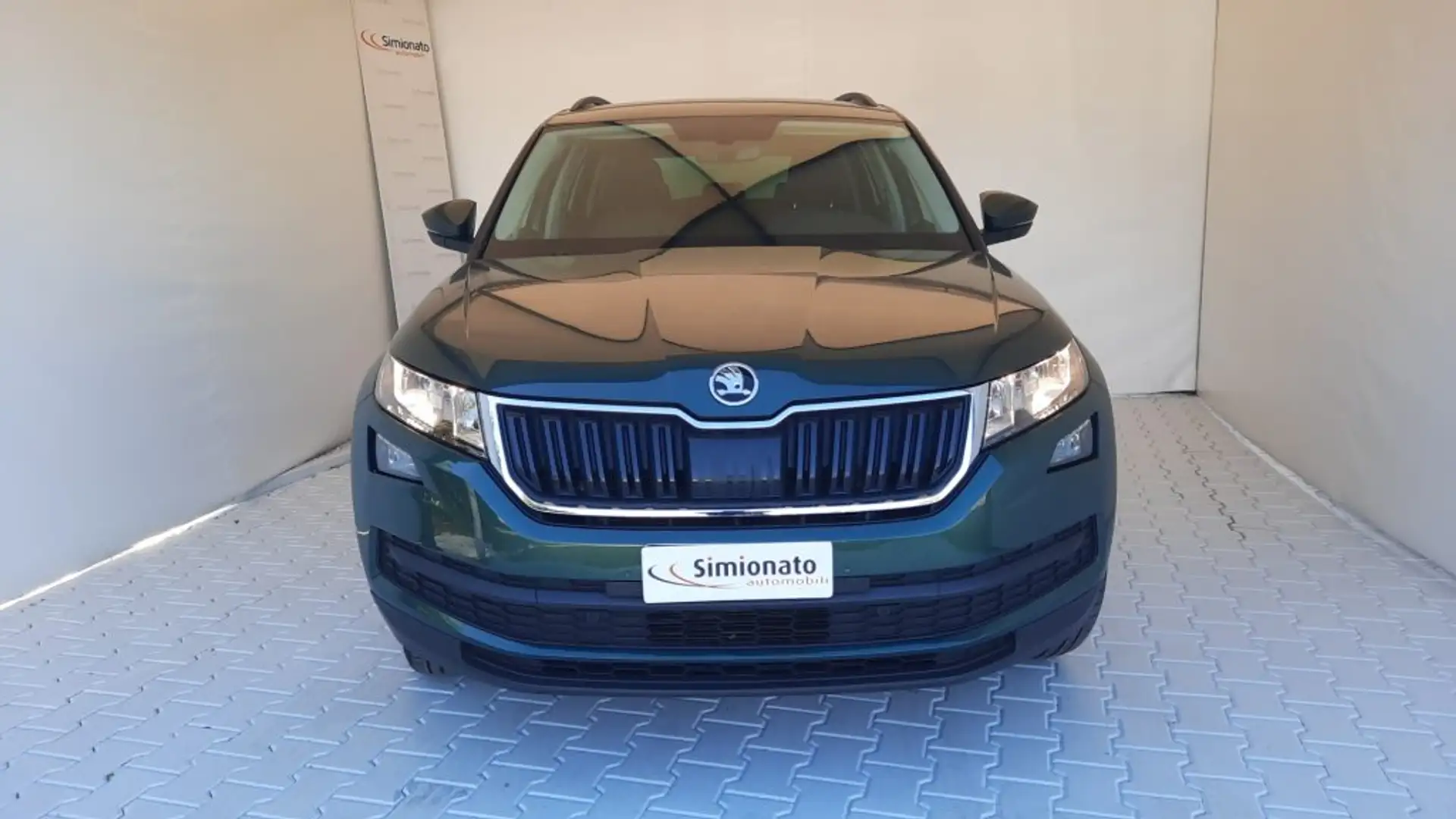 Skoda Kodiaq 2.0 TDI EVO SCR DSG Executive Verde - 2