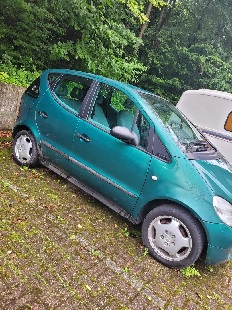Mercedes-Benz A 140 Classic spirit Vert - 2