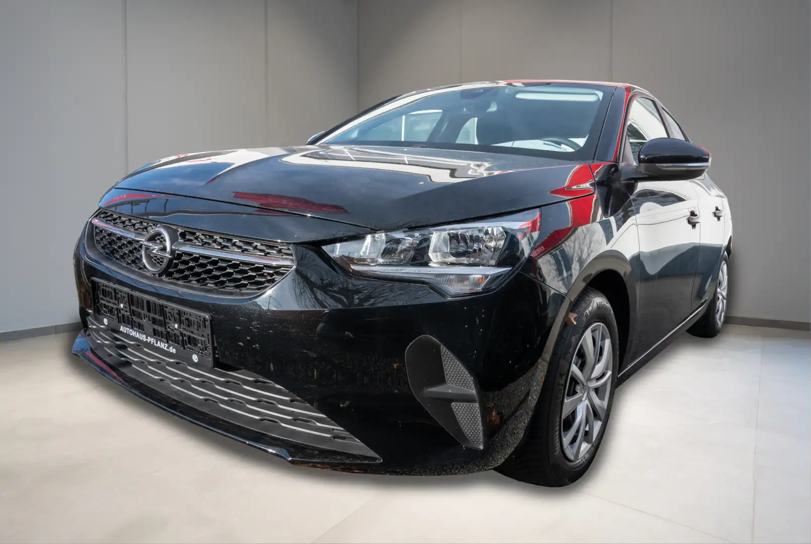 Opel Corsa F Edition 1.2 75 5T Zwart - 1