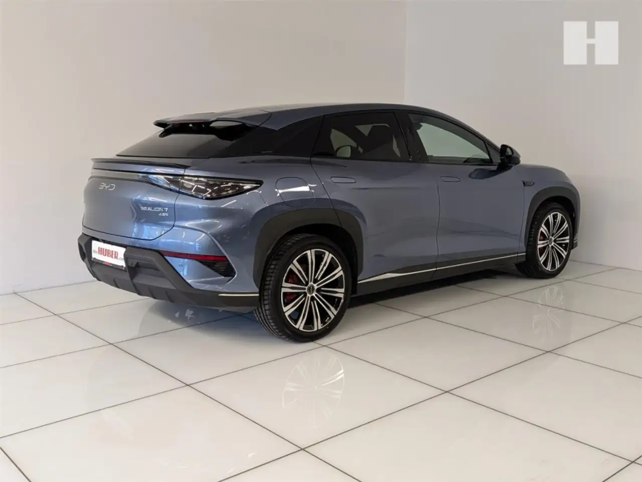 BYD SEALION 7