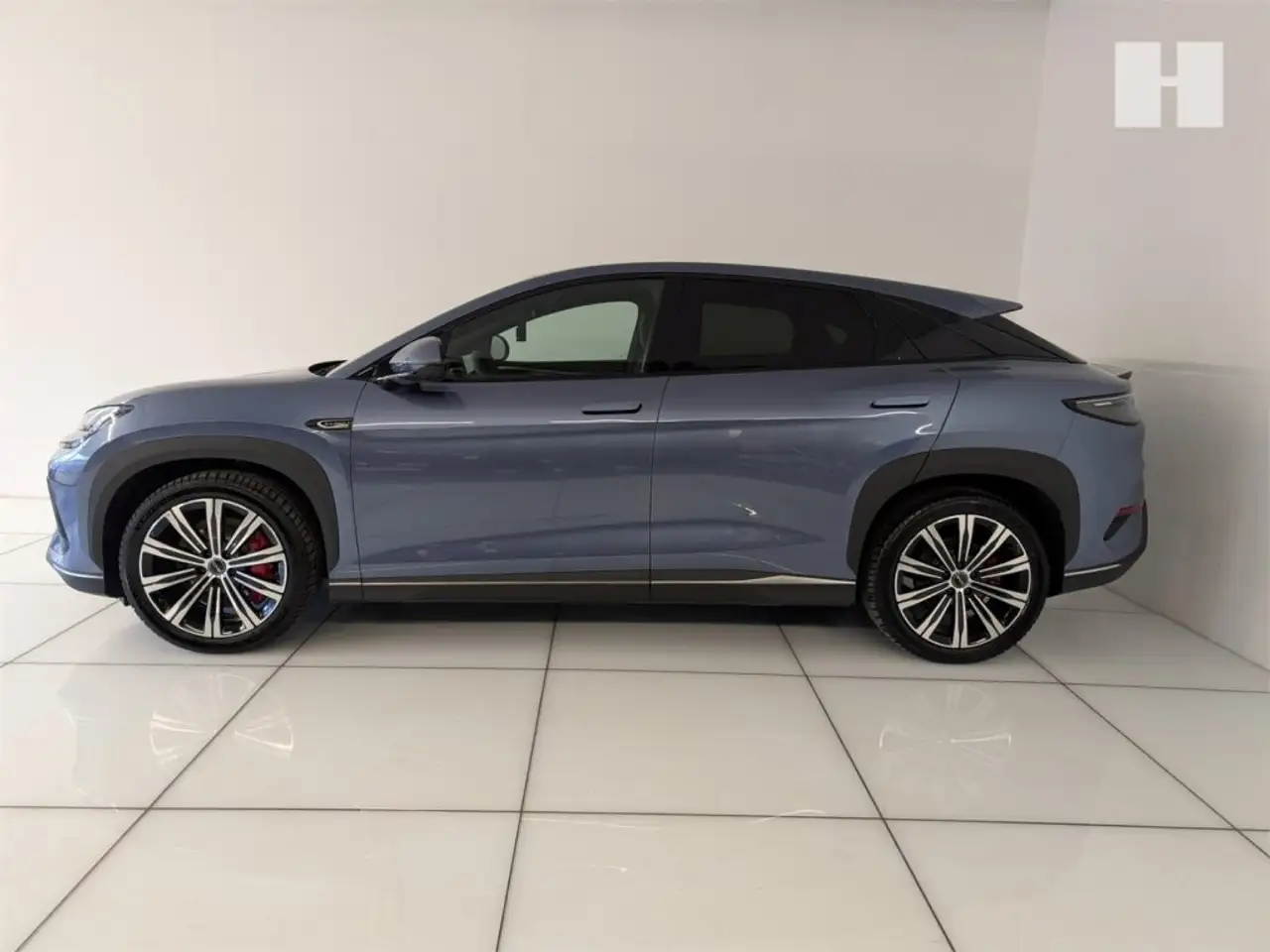 BYD SEALION 7