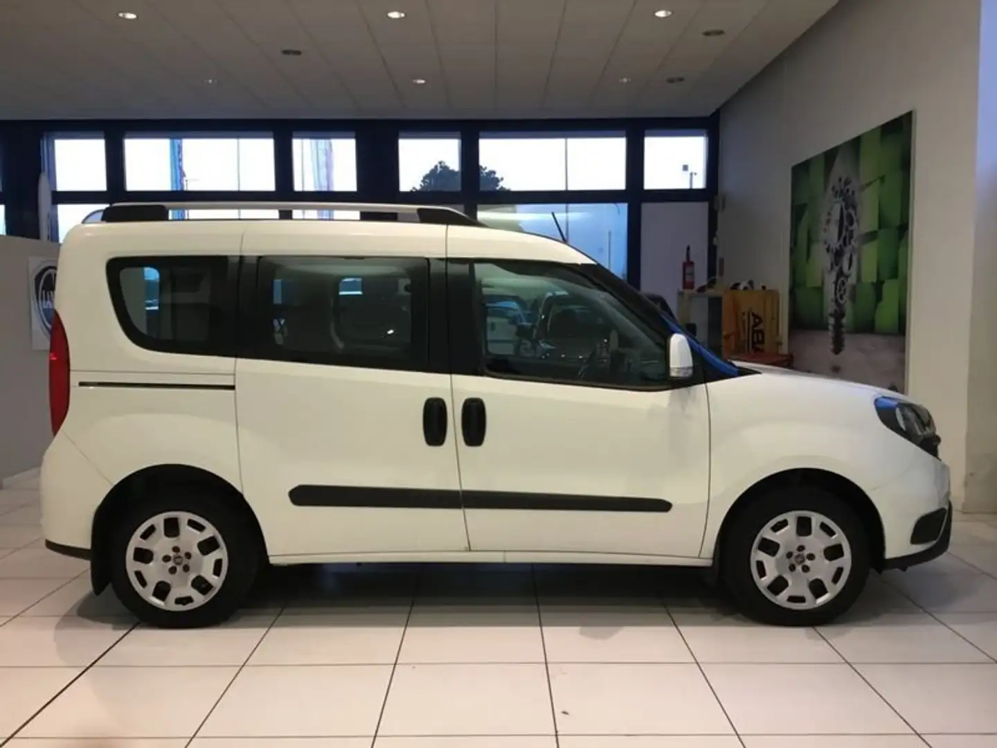 Fiat Doblo 1.4 T-Jet 16V Natural Power Easy Blanco - 2