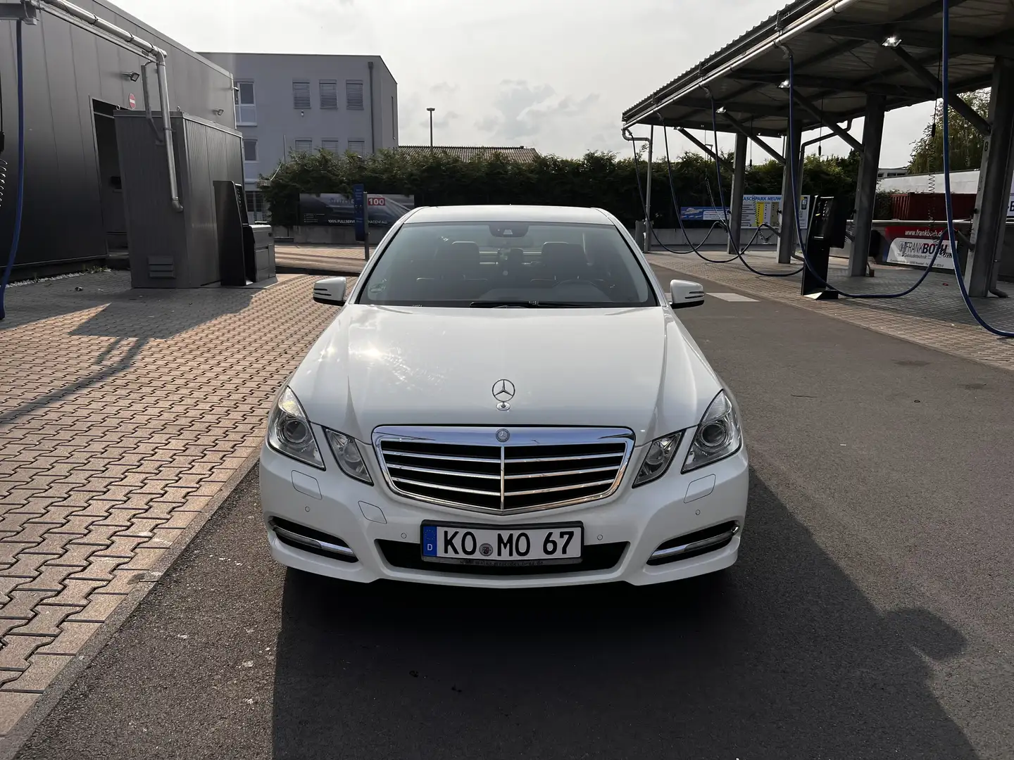 Mercedes-Benz E 220 T CDI DPF BlueEFFICIENCY 7G-TRONIC Elegance - 2