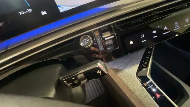 Peugeot 3008 view 14