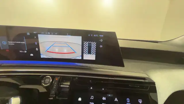 Peugeot 3008 view 15
