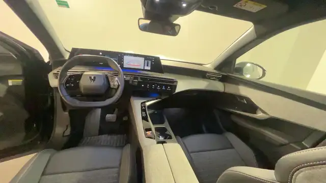 Peugeot 3008 view 10