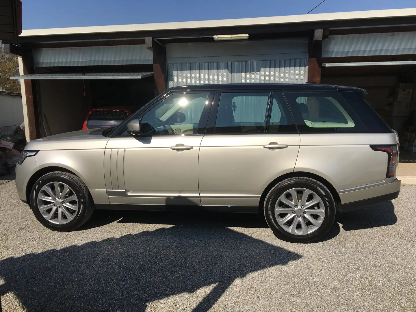 Land Rover Range Rover VOGUE Gold - 2