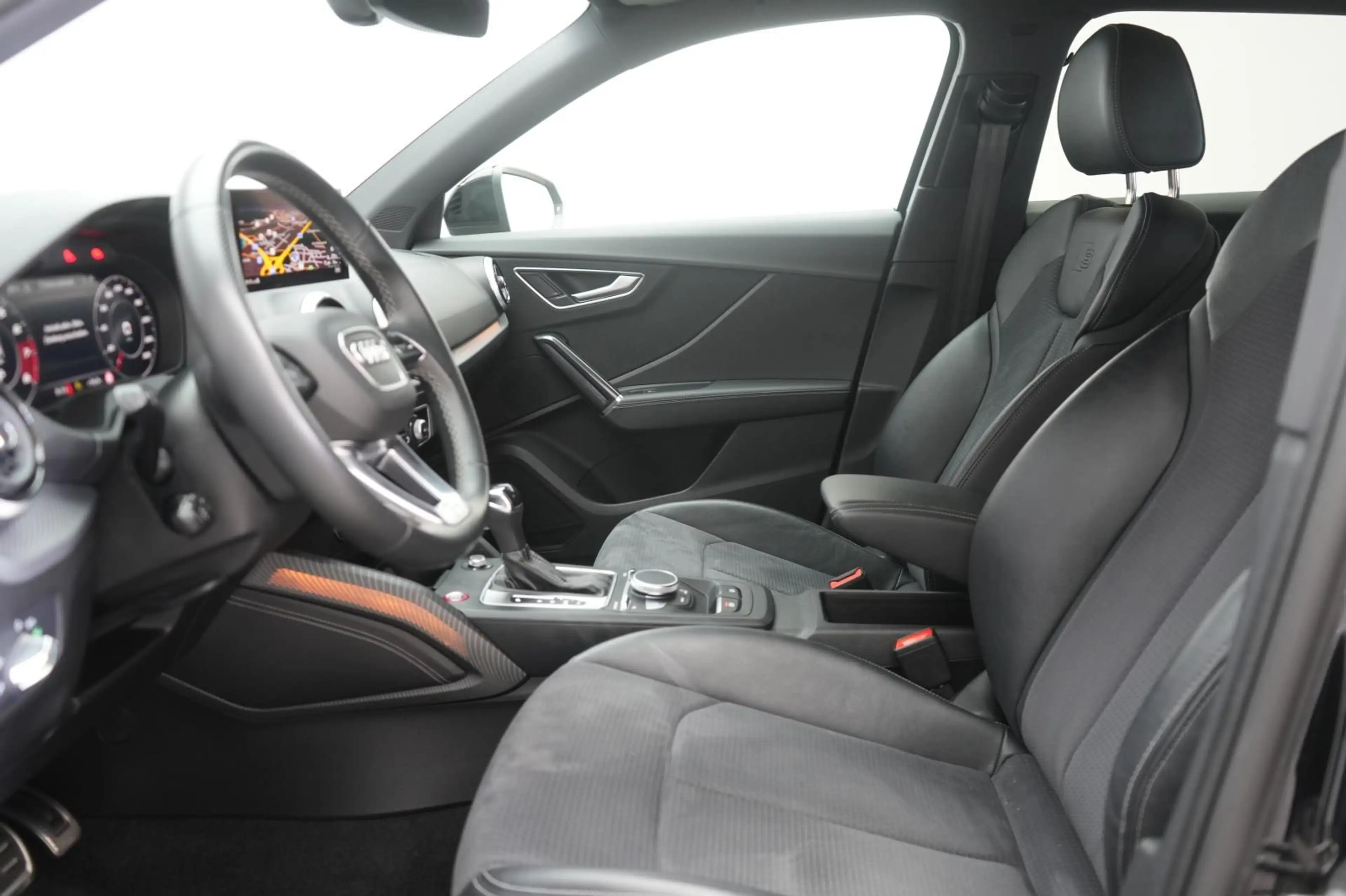 Audi SQ2 TFSI quattro S tronic ACC/Kamera/Virtual/Mat — photo 9