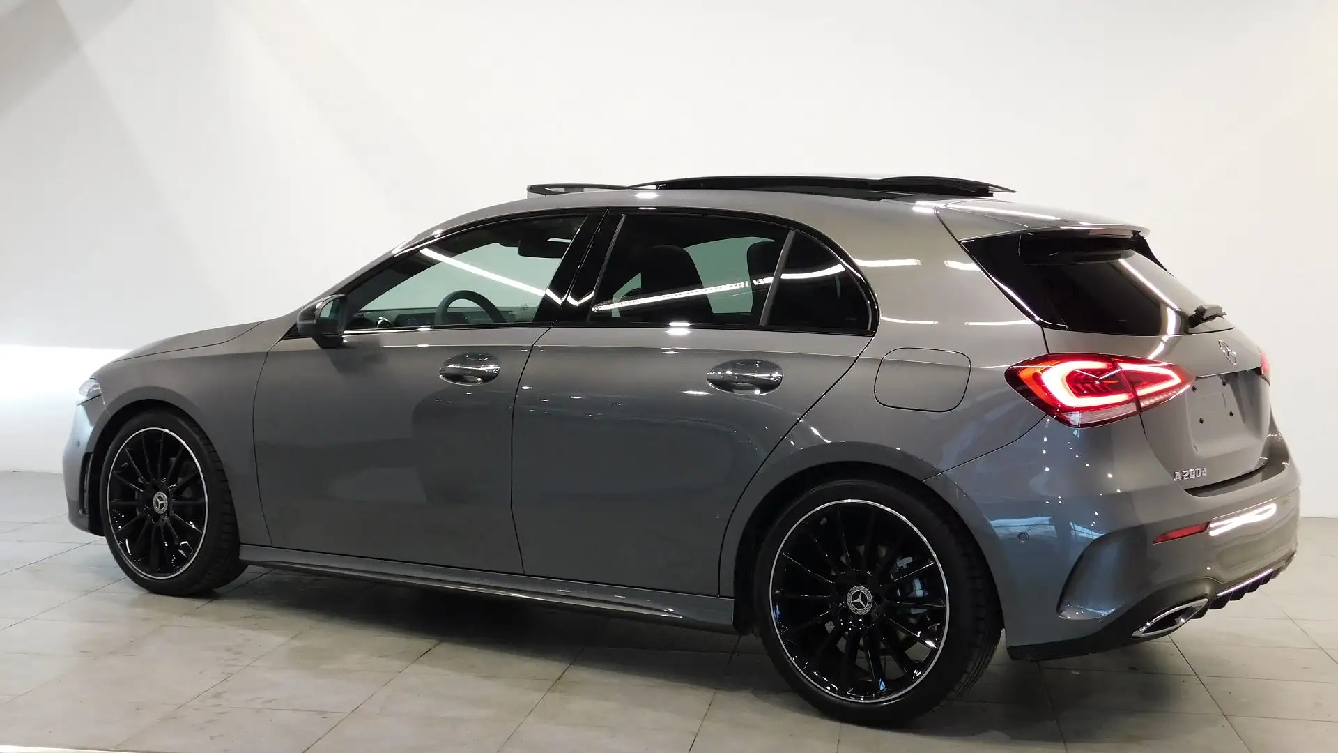 Mercedes-Benz A 200 (W177) 200 D 150CH AMG LINE 8G-DCT - 2