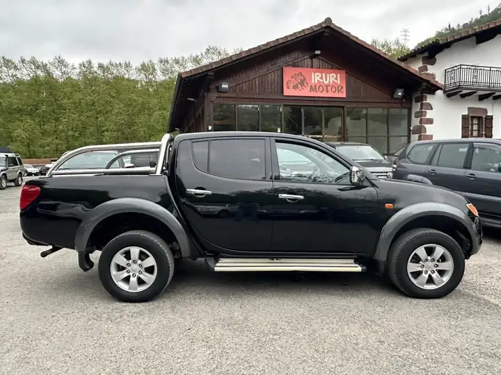 Mitsubishi L200 2006